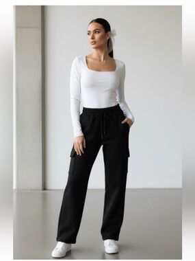 NWT BLACK FLEECE LINED THICK STRETCHY CARGO PANTS
